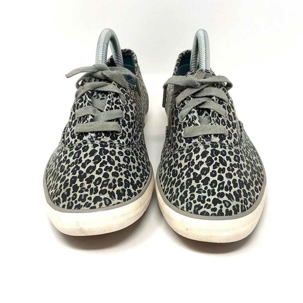 Ked’s Champion | Leopard Heart Gray 
Women’s 9 - Picture 2 of 7